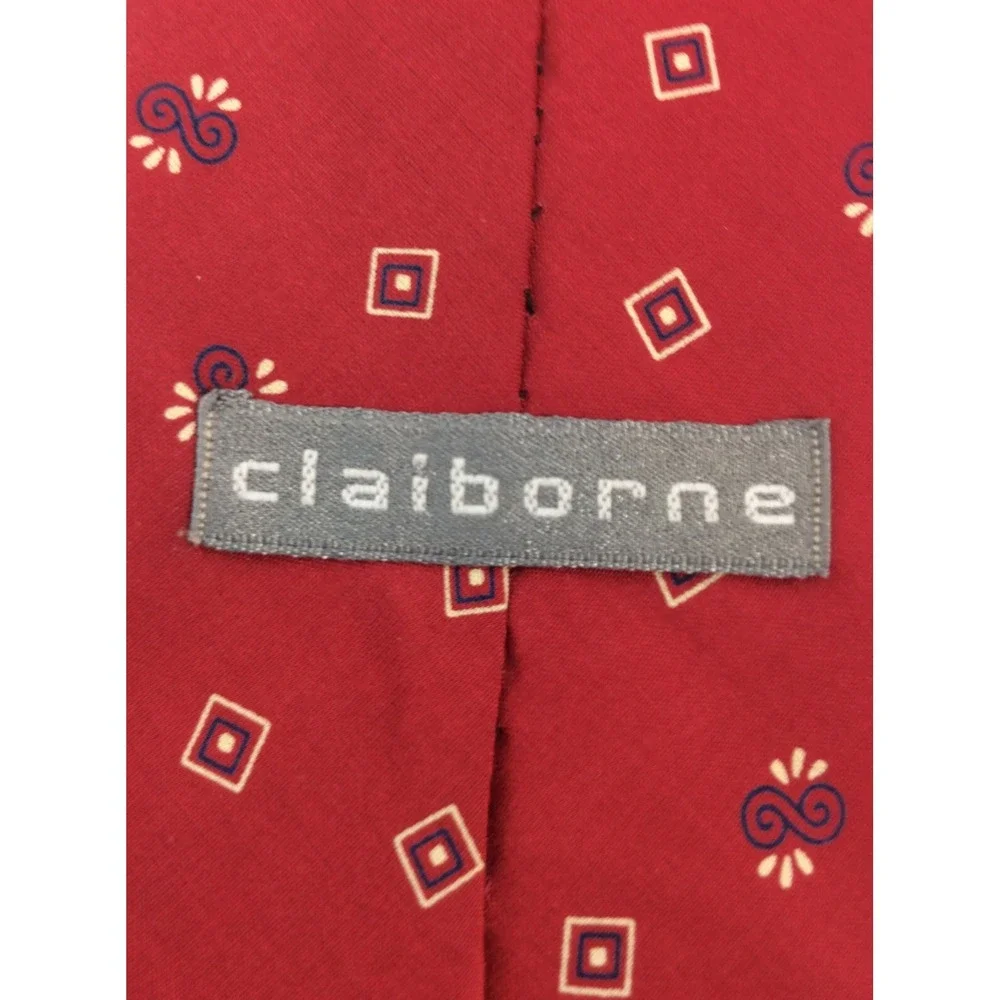 Claiborne Mens Tie 3.5 in W x L 57 Silk Burgundy Red Black White Geometric